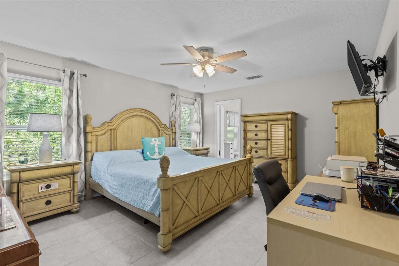 5815 NW Pine Trail Circle, Port Saint Lucie, FL 34983 Photo