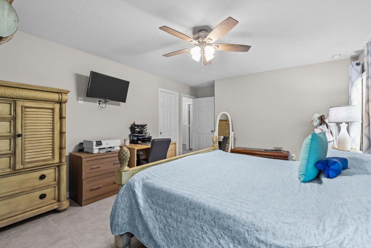 5815 NW Pine Trail Circle, Port Saint Lucie, FL 34983 Photo