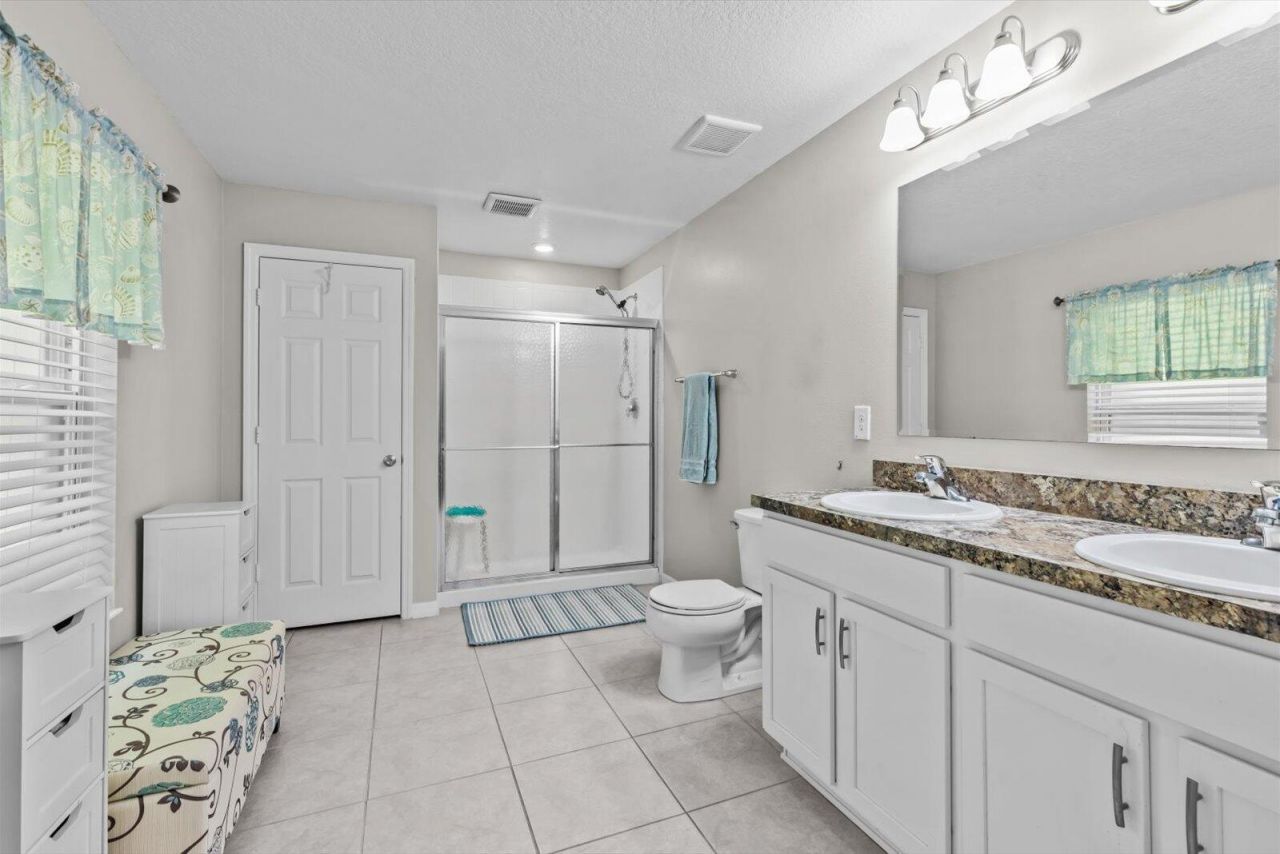 5815 NW Pine Trail Circle, Port Saint Lucie, FL 34983 Photo