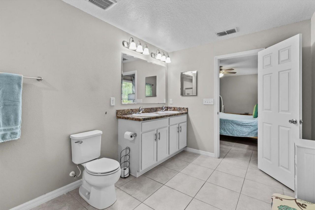 5815 NW Pine Trail Circle, Port Saint Lucie, FL 34983 Photo