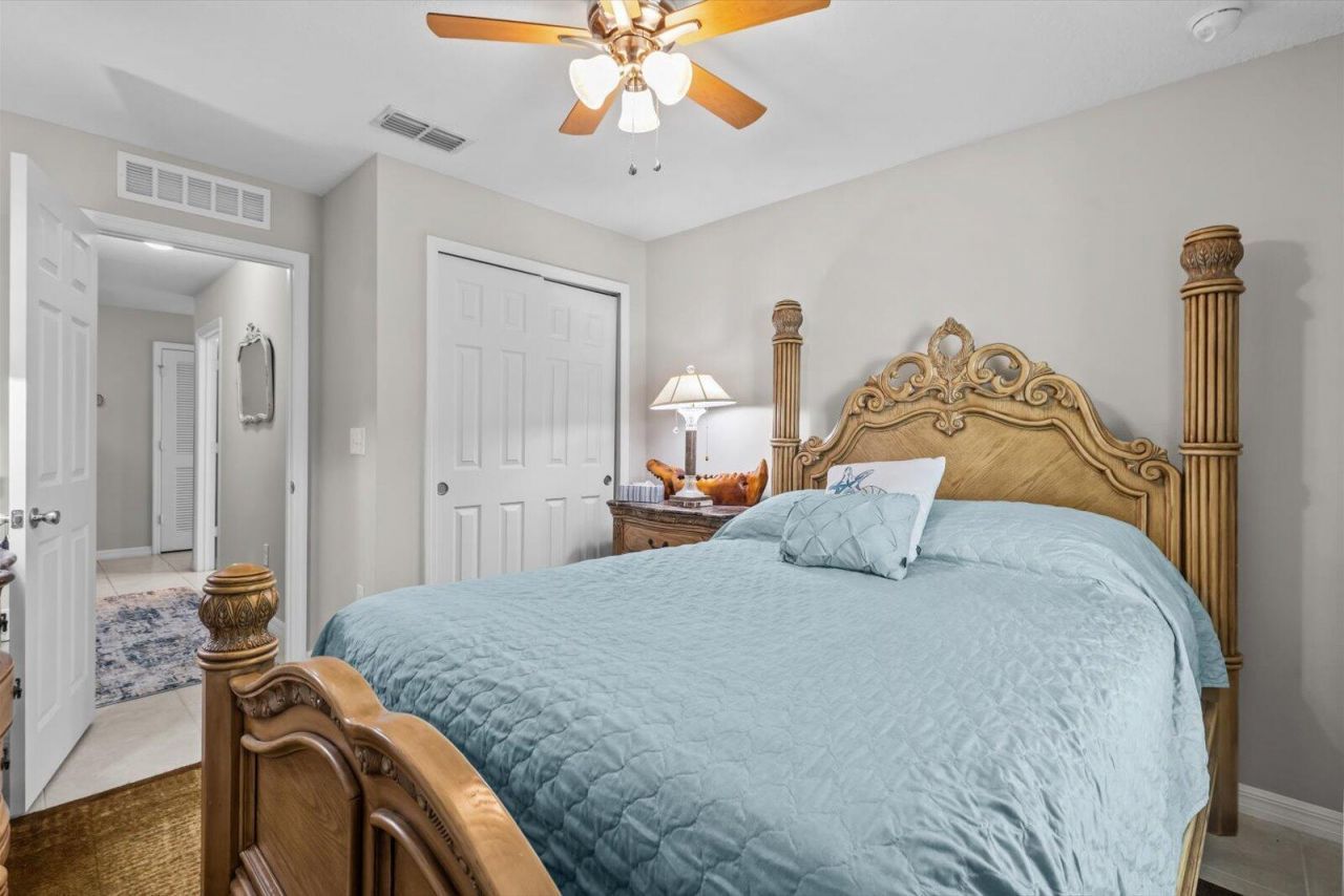 5815 NW Pine Trail Circle, Port Saint Lucie, FL 34983 Photo