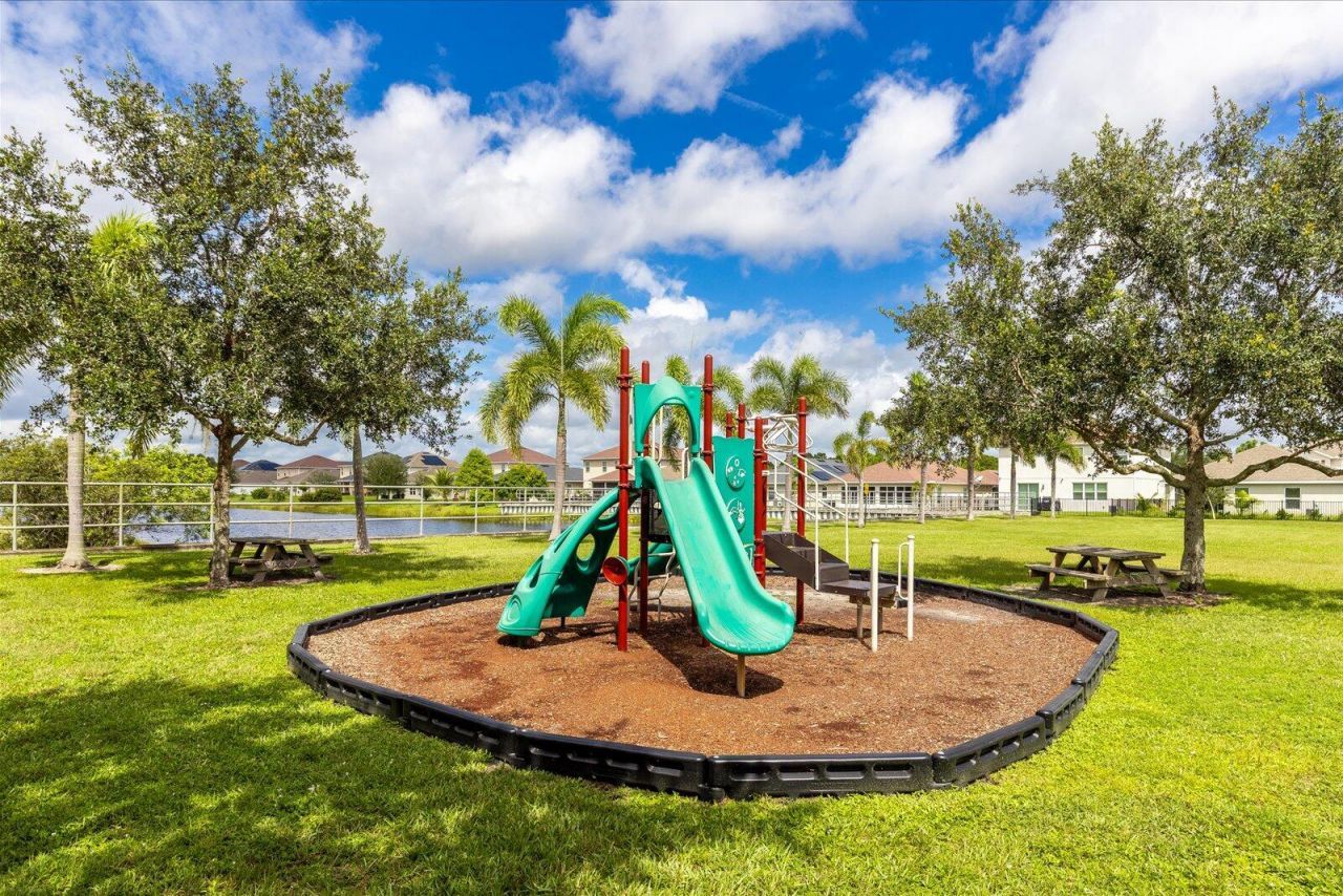 5815 NW Pine Trail Circle, Port Saint Lucie, FL 34983 Photo