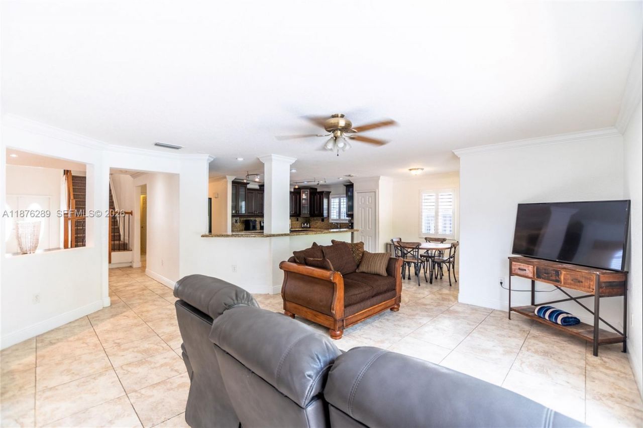 16335 SW 93rd St, Miami, FL 33196 Photo