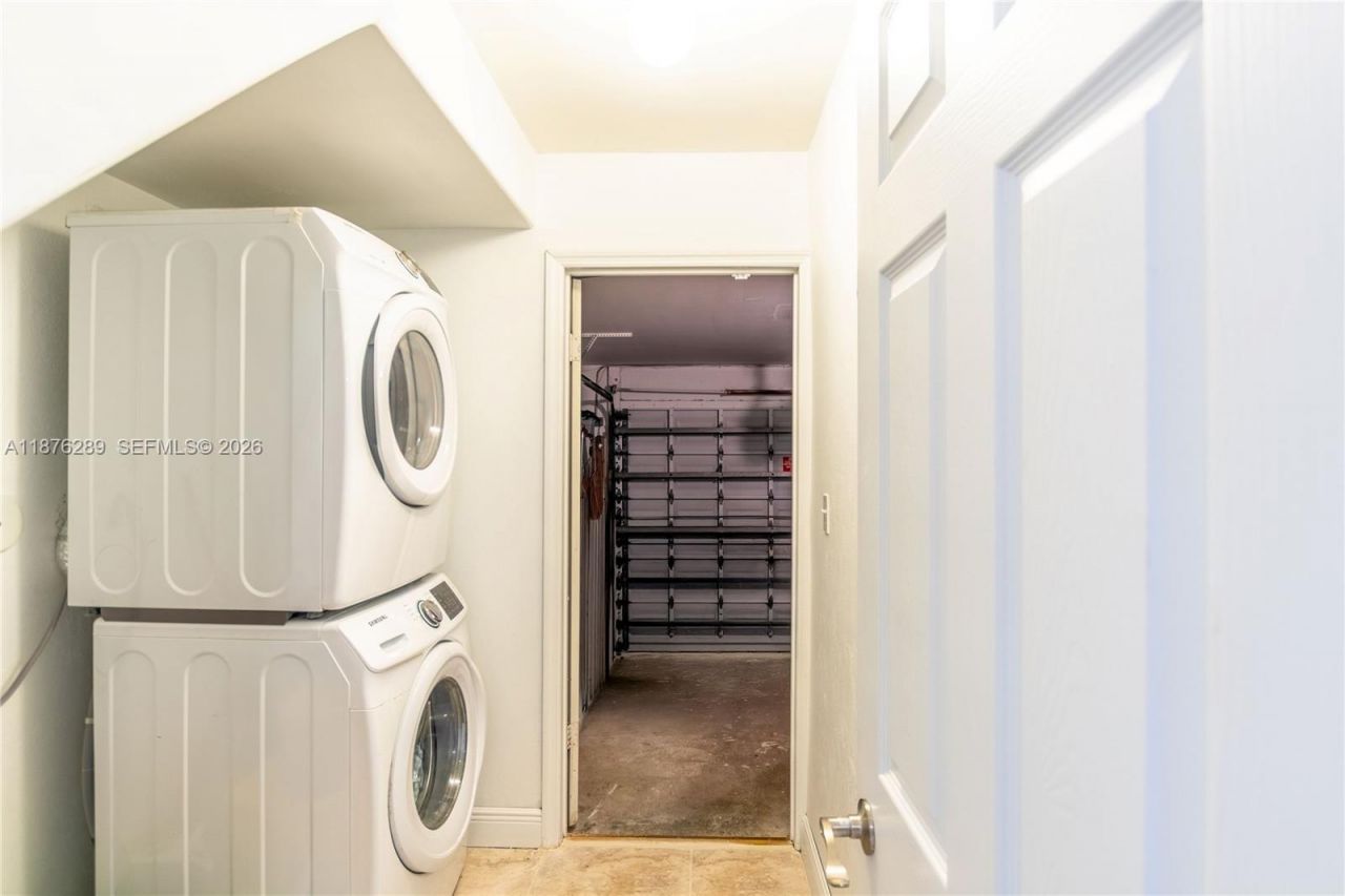 16335 SW 93rd St, Miami, FL 33196 Photo