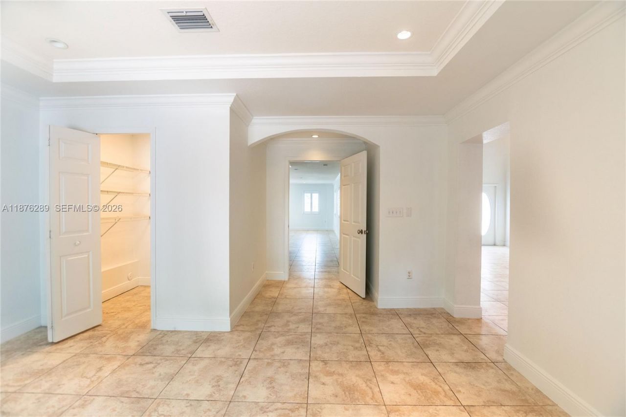 16335 SW 93rd St, Miami, FL 33196 Photo