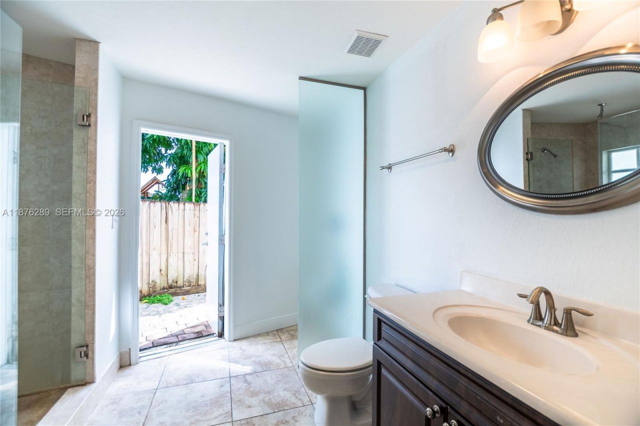 16335 SW 93rd St, Miami, FL 33196 Photo