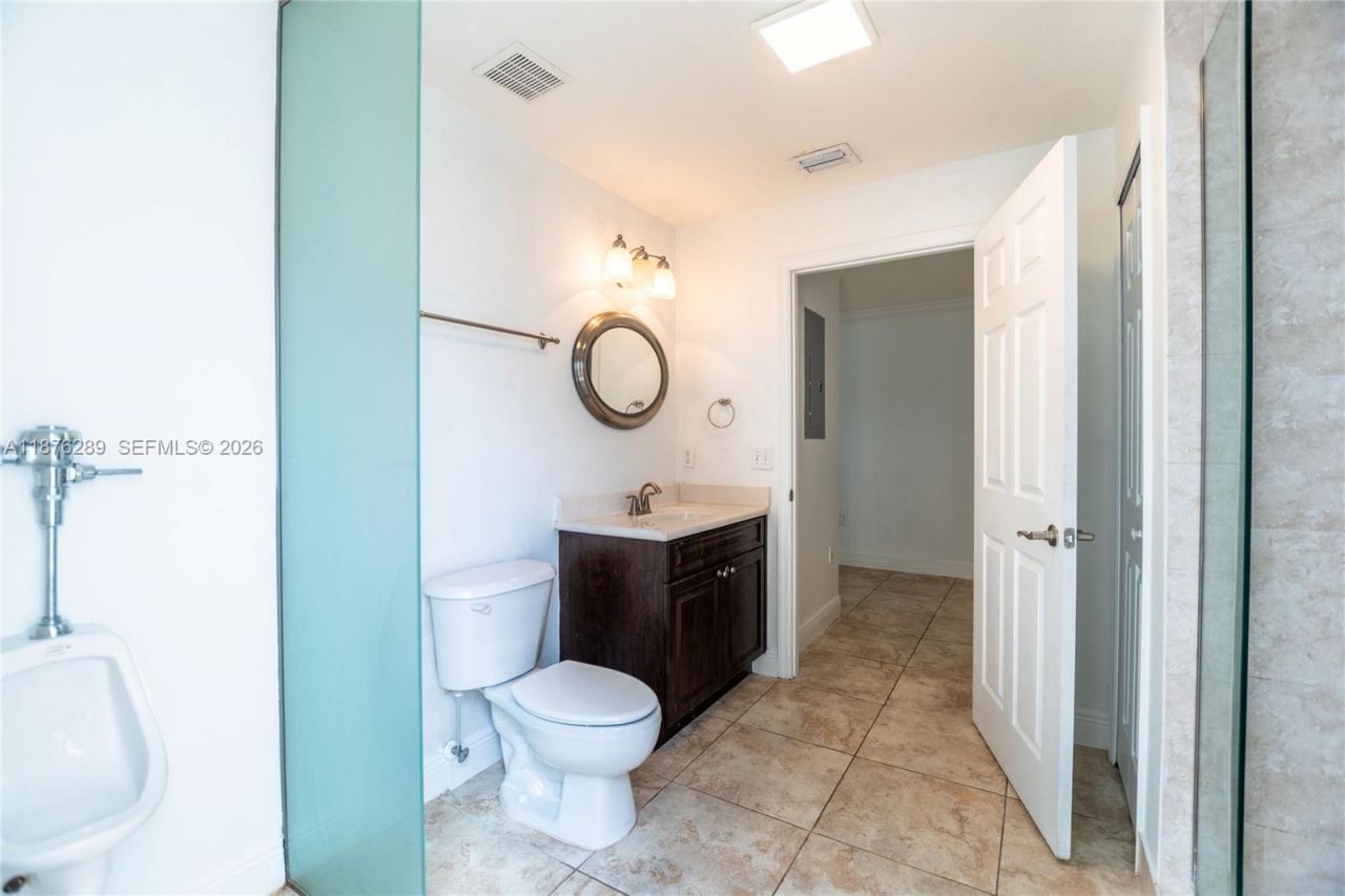 16335 SW 93rd St, Miami, FL 33196 Photo