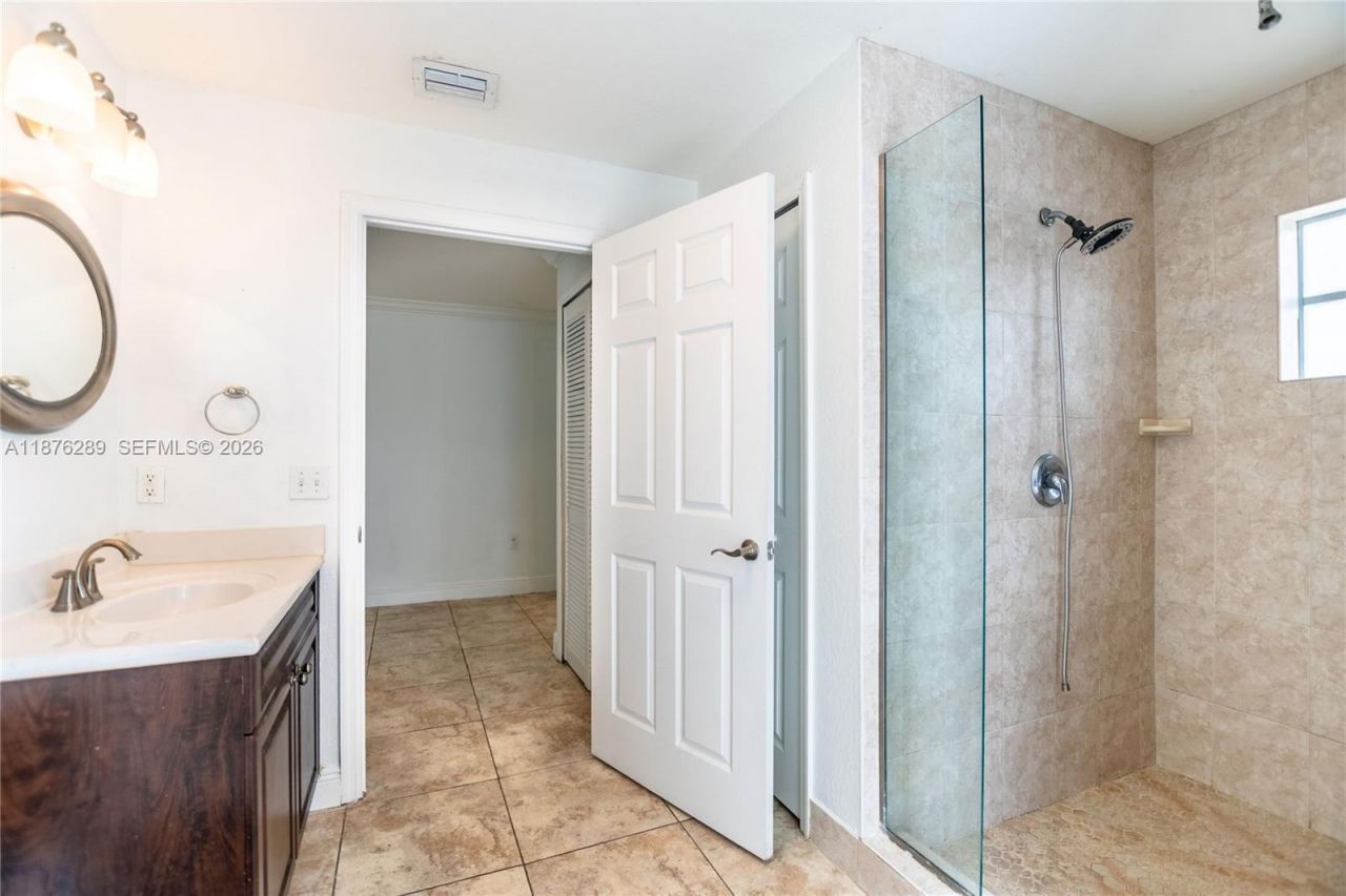 16335 SW 93rd St, Miami, FL 33196 Photo