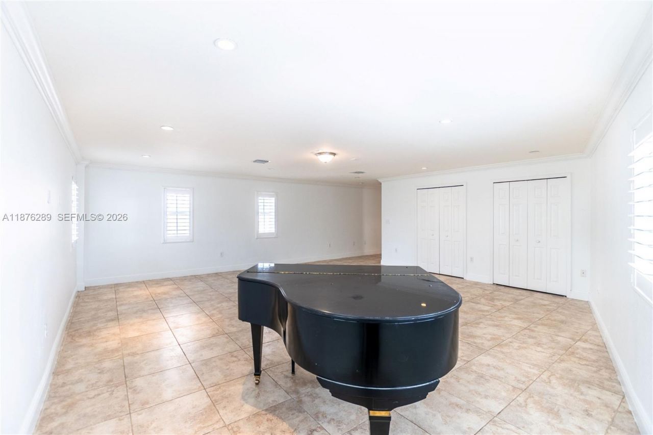 16335 SW 93rd St, Miami, FL 33196 Photo