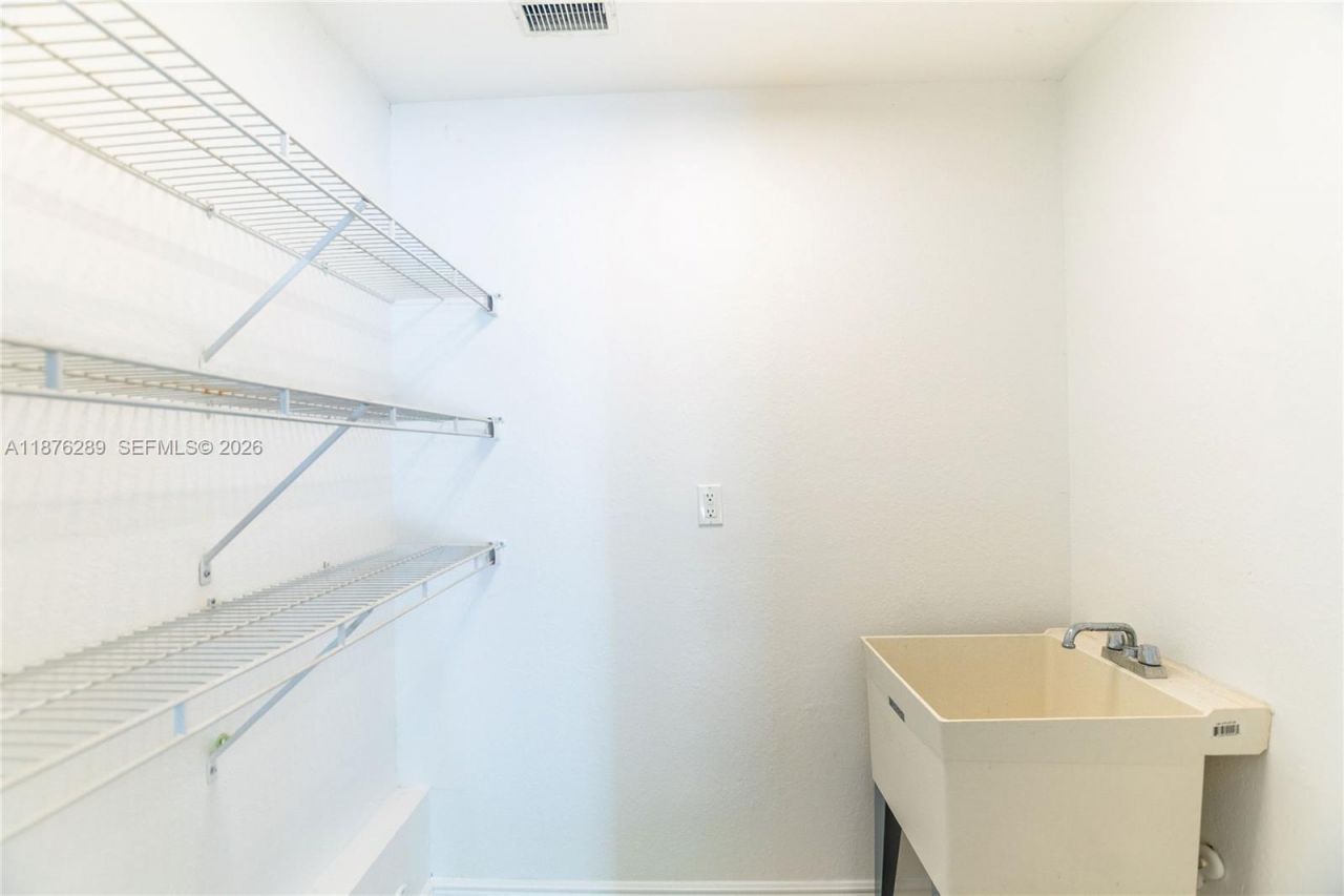 16335 SW 93rd St, Miami, FL 33196 Photo