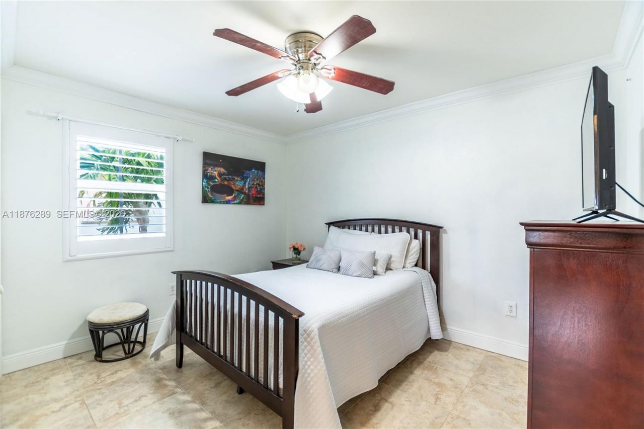 16335 SW 93rd St, Miami, FL 33196 Photo