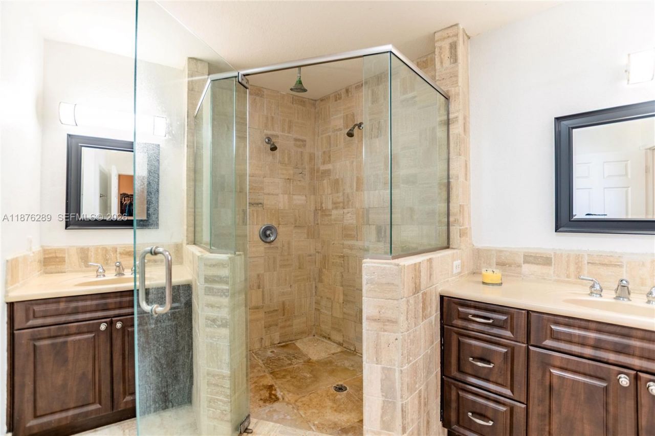 16335 SW 93rd St, Miami, FL 33196 Photo