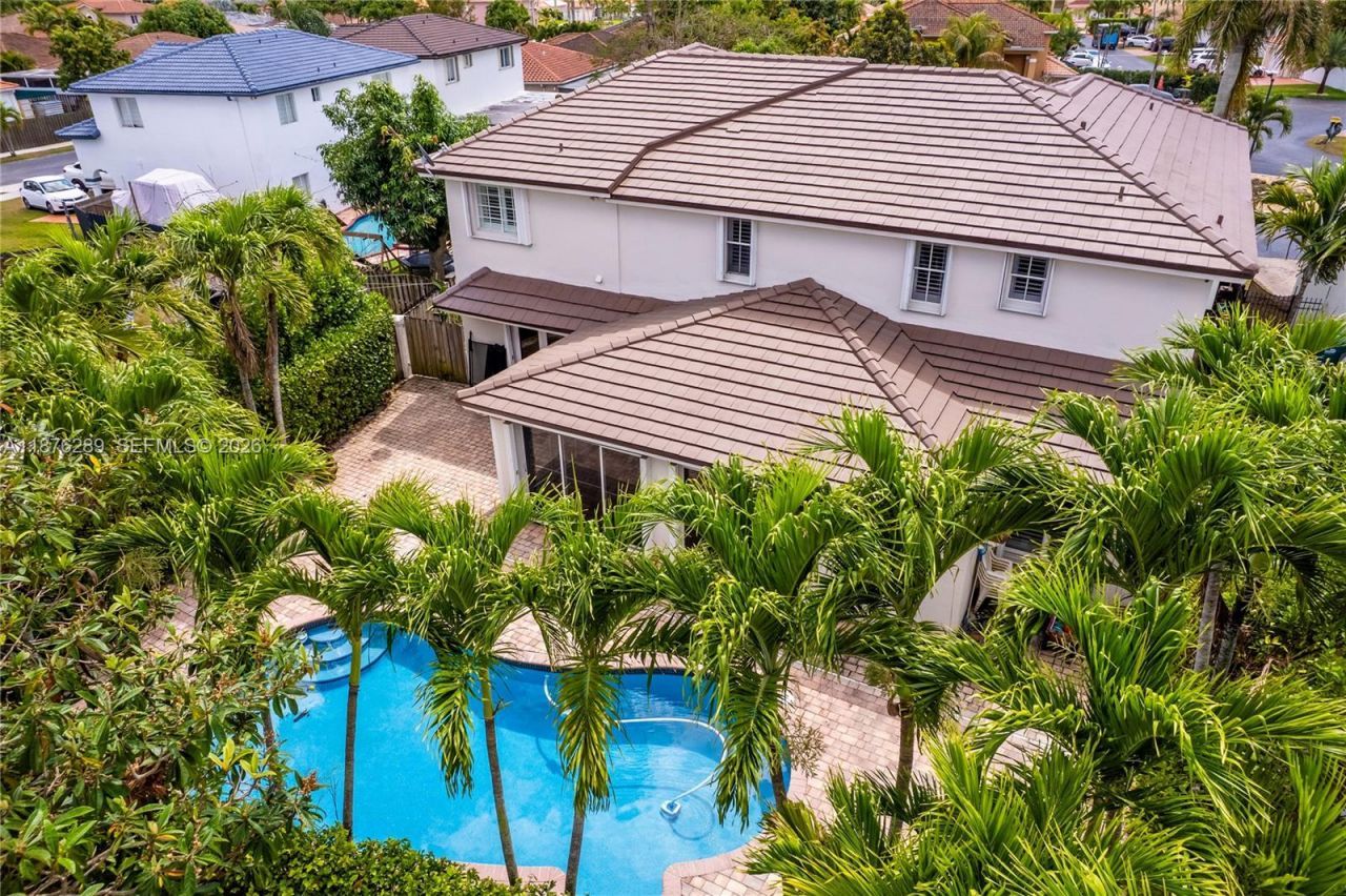 16335 SW 93rd St, Miami, FL 33196 Photo