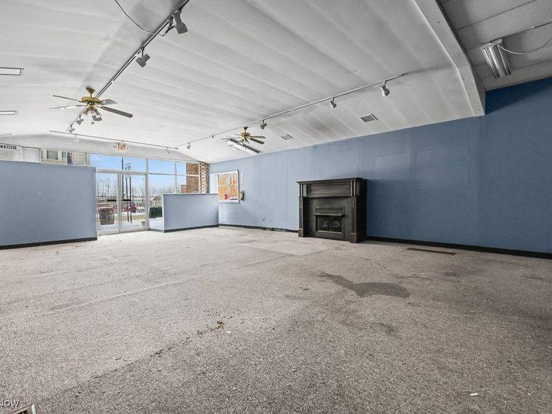 361 E Main Street, Alliance, OH 44601 Photo 11