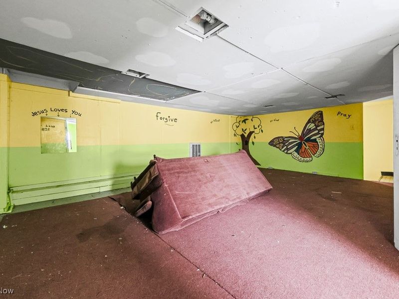 361 E Main Street, Alliance, OH 44601 Photo 27