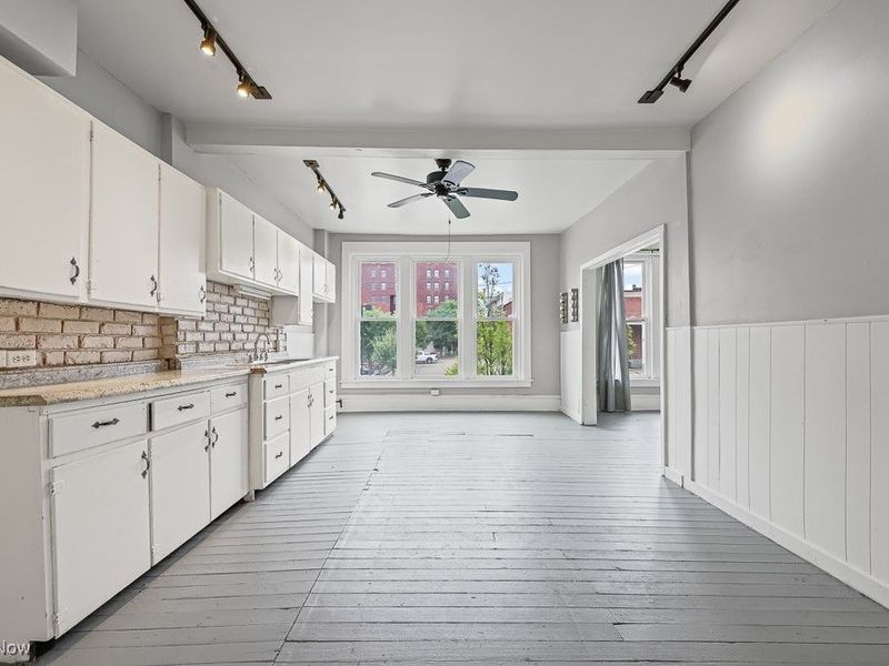 361 E Main Street, Alliance, OH 44601 Photo 28