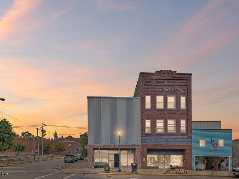 361 E Main Street, Alliance, OH 44601 Photo 3