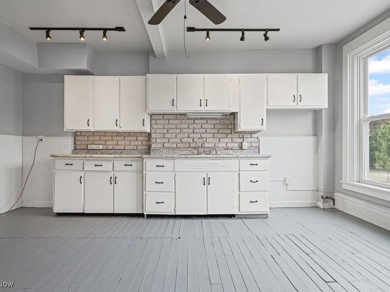 361 E Main Street, Alliance, OH 44601 Photo 33