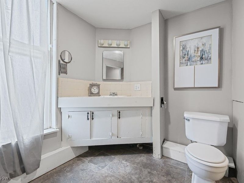 361 E Main Street, Alliance, OH 44601 Photo 37