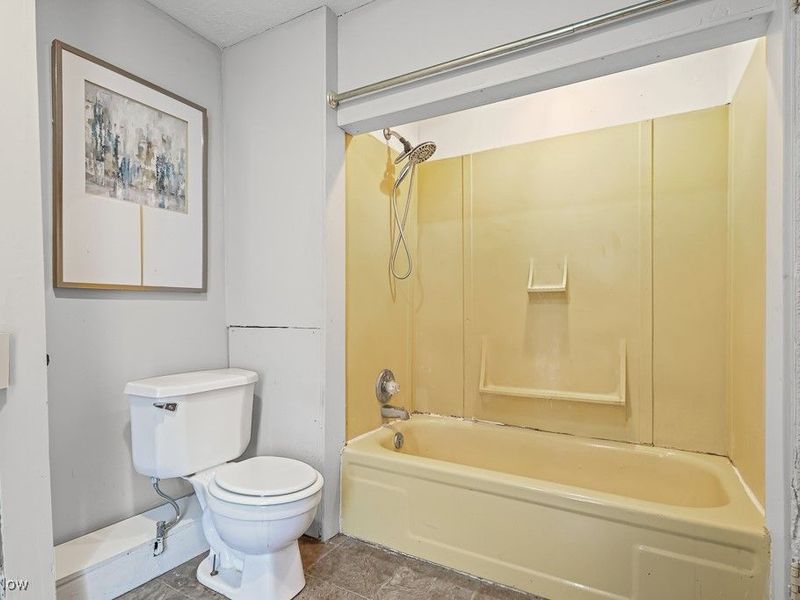 361 E Main Street, Alliance, OH 44601 Photo 38