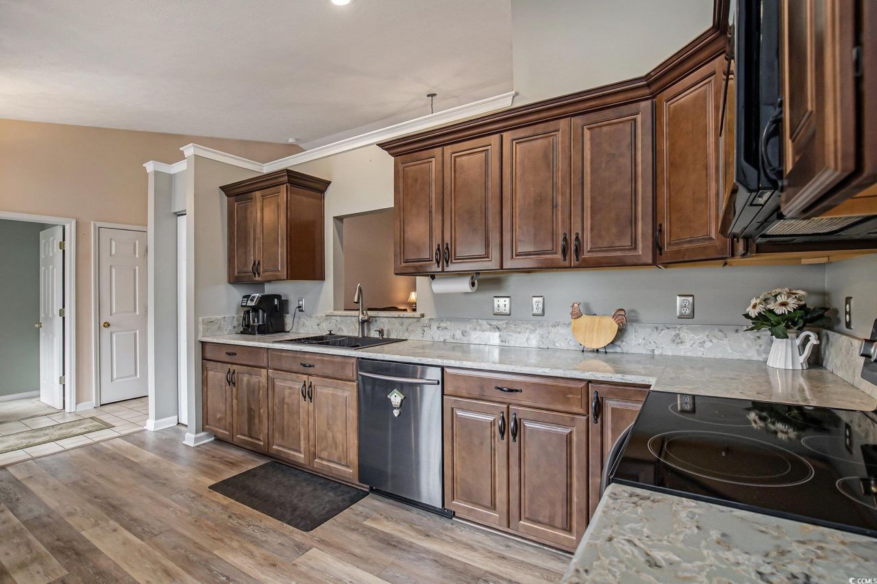 2783 Sanctuary Blvd. Photo 12