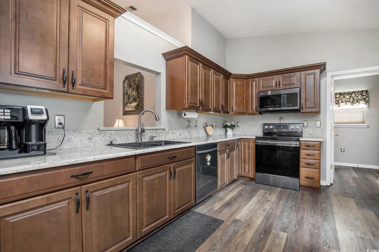 2783 Sanctuary Blvd. Photo 13