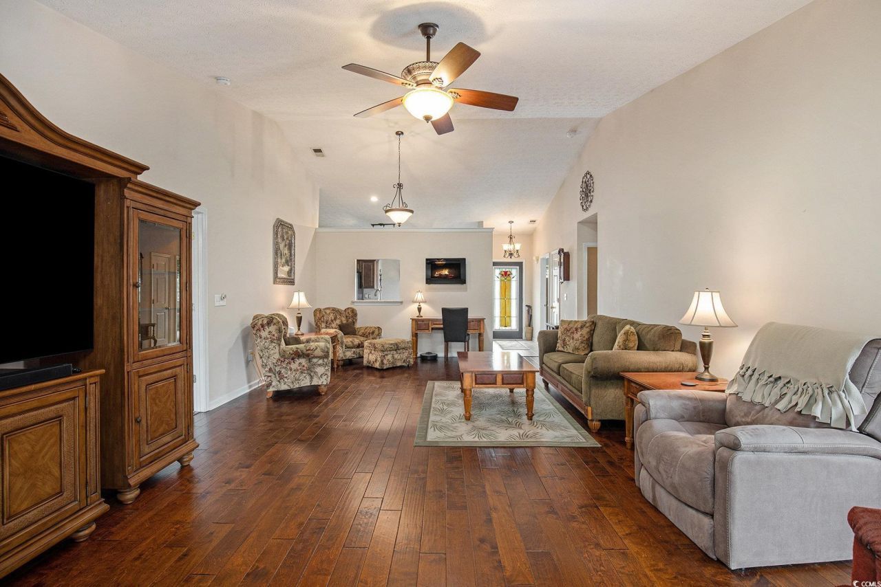 2783 Sanctuary Blvd. Photo 8