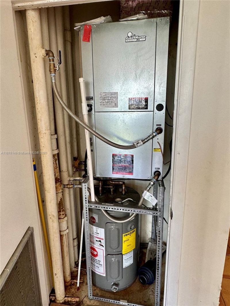 600 NE 36th St, Unit 814, Miami, FL 33137 Photo