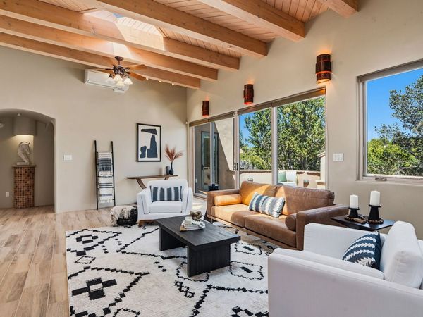 48 Sundance Drive, Santa Fe, NM 87506