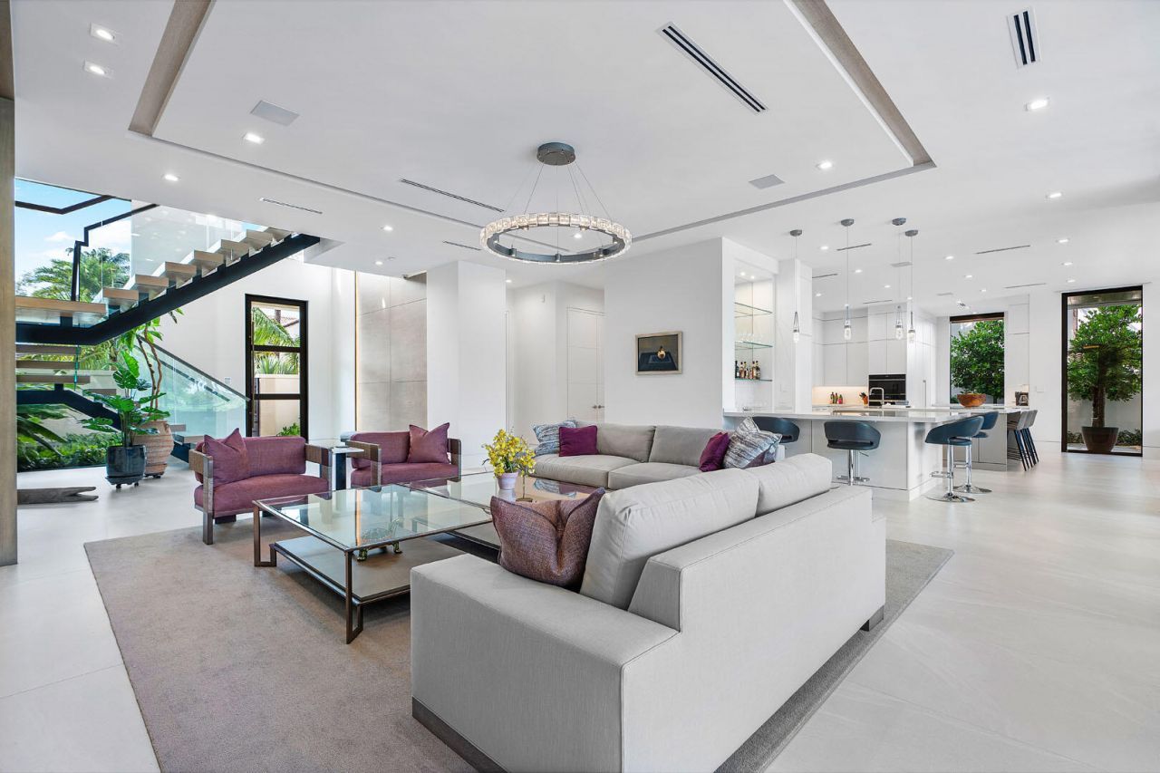 175 W Alexander Palm Road, Boca Raton, FL 33432 Photo