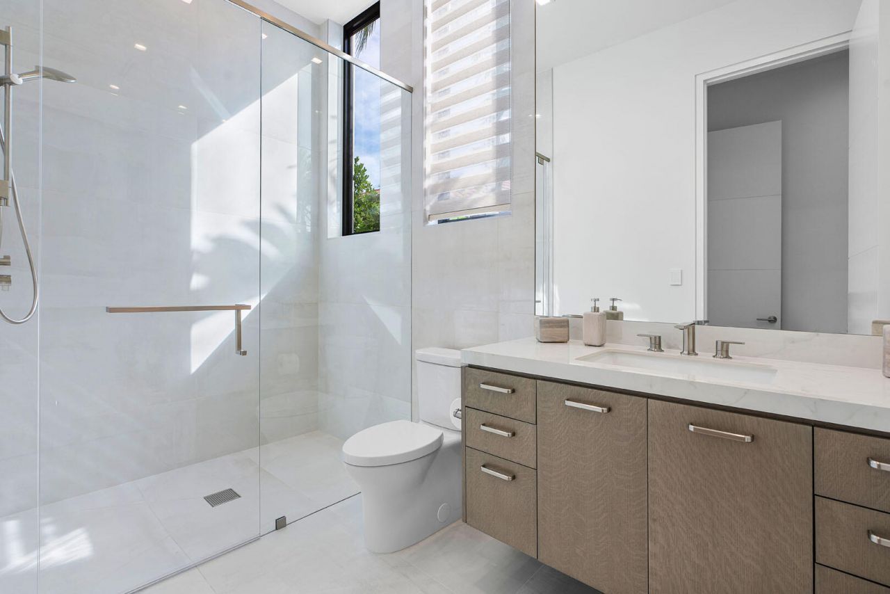 175 W Alexander Palm Road, Boca Raton, FL 33432 Photo