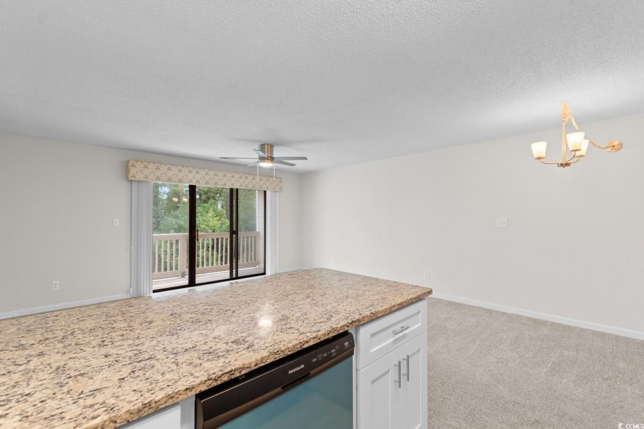 1095 West Plantation Dr. Photo 12