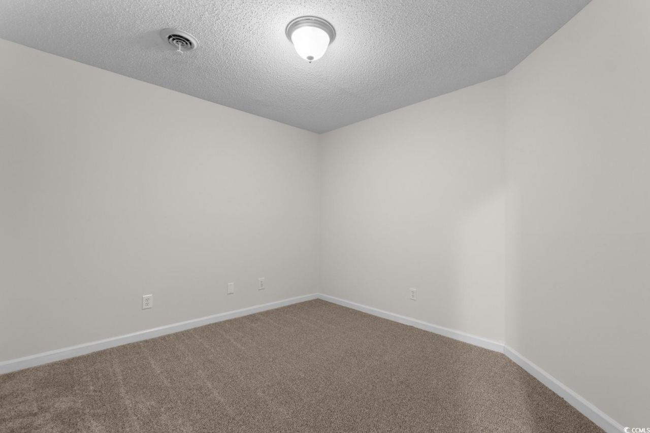 1095 West Plantation Dr. Photo 23