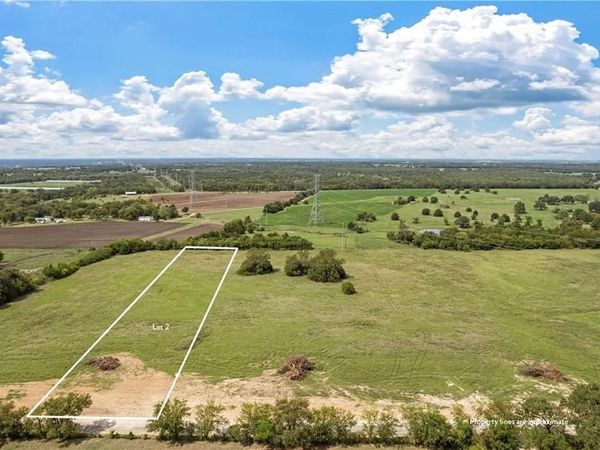 254 W Rainer Lane, West, TX 76691