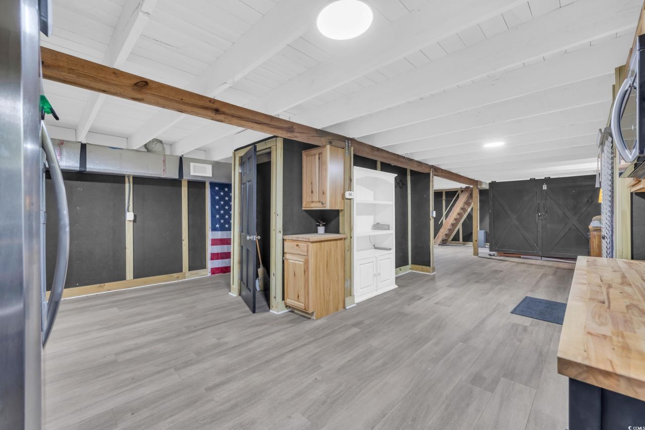 2250 Iris St. Photo 14