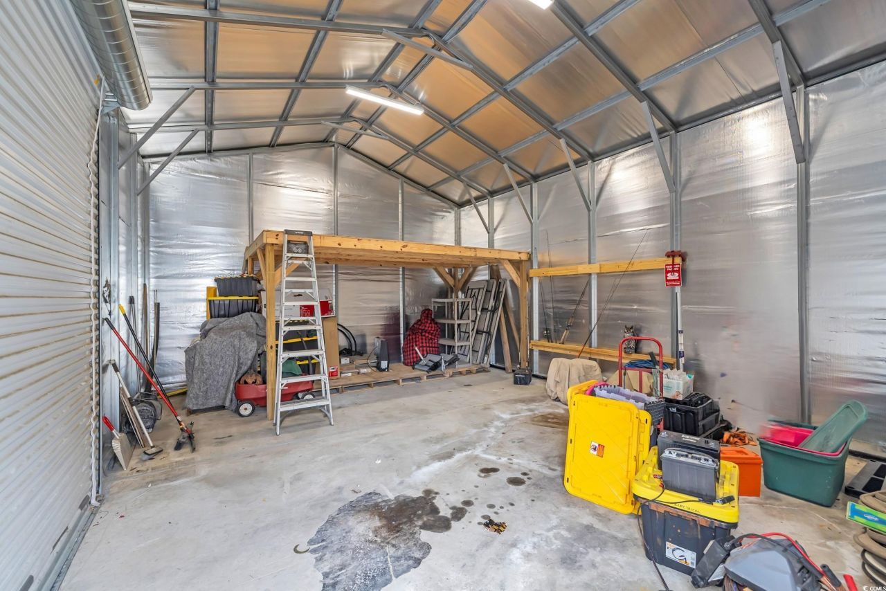 2250 Iris St. Photo 21