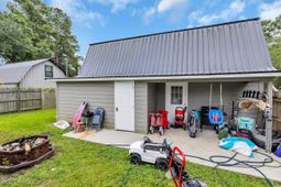 2250 Iris St. photo 4