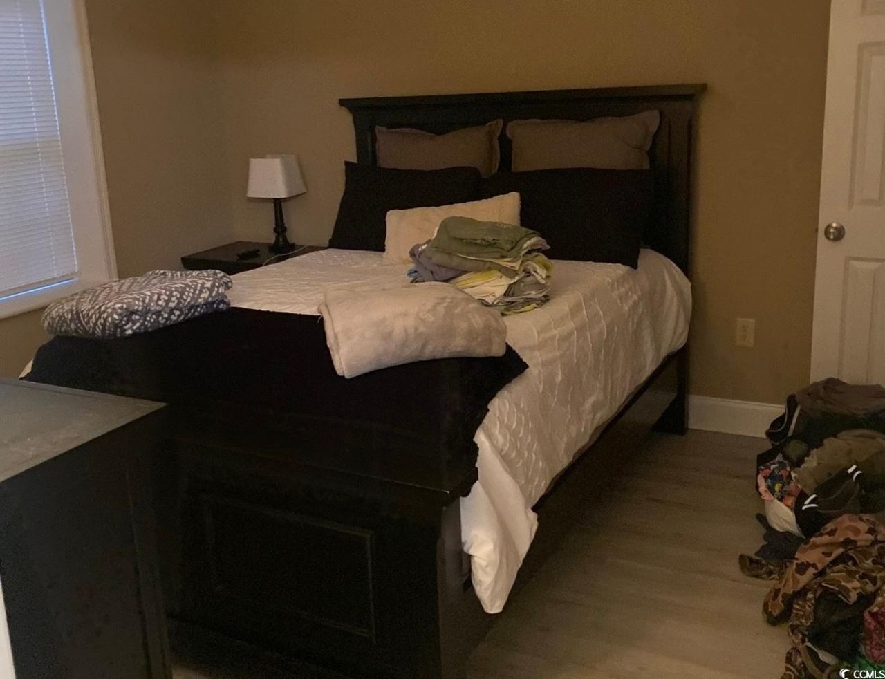 2250 Iris St. Photo 7