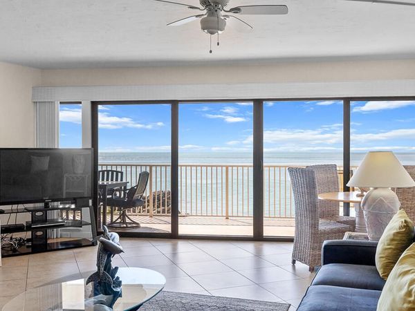 1133 W Ocean Drive, Unit 13, KEY COLONY, FL 33051