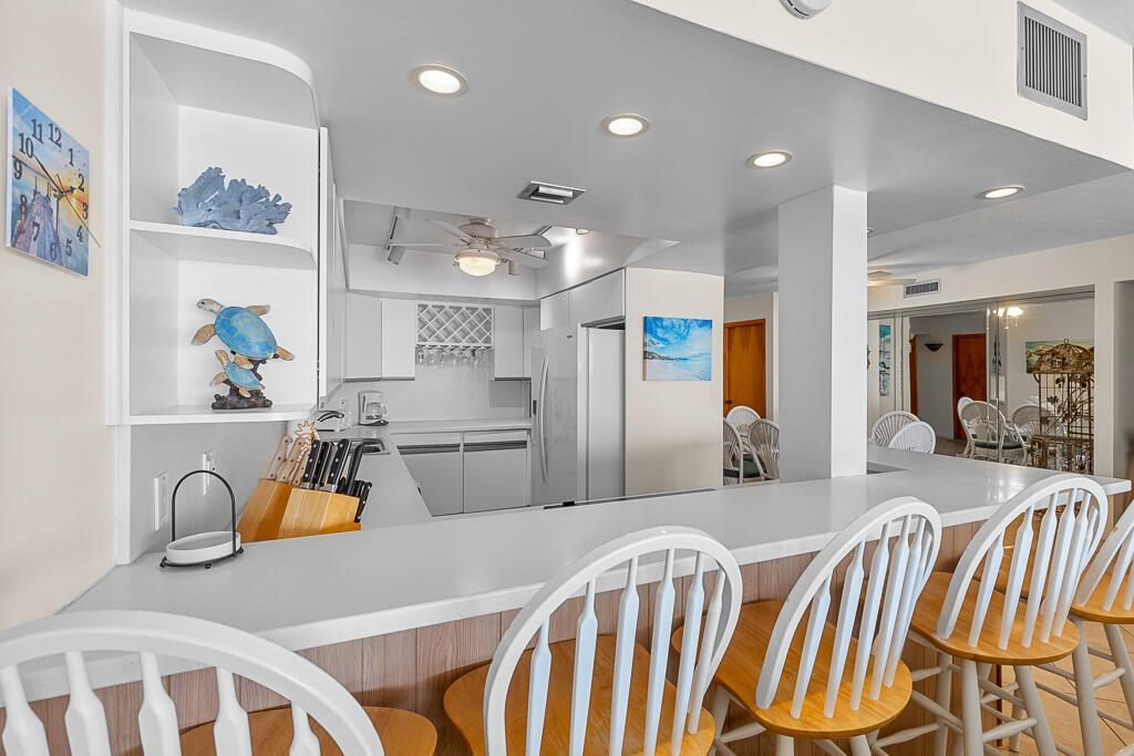 1133 W Ocean Drive, Unit 13, Key Colony, FL 33051 Photo