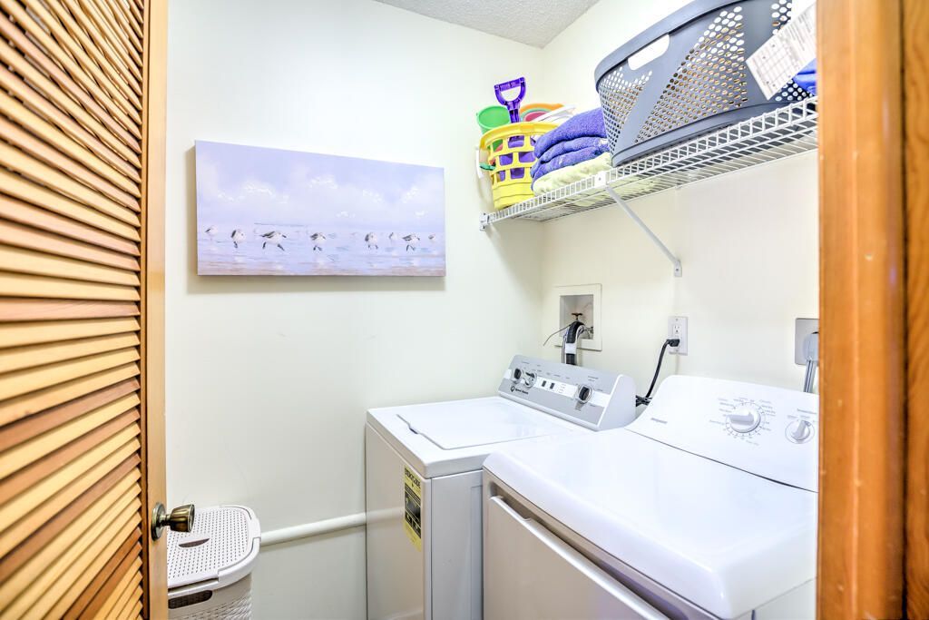 1133 W Ocean Drive, Unit 13, Key Colony, FL 33051 Photo