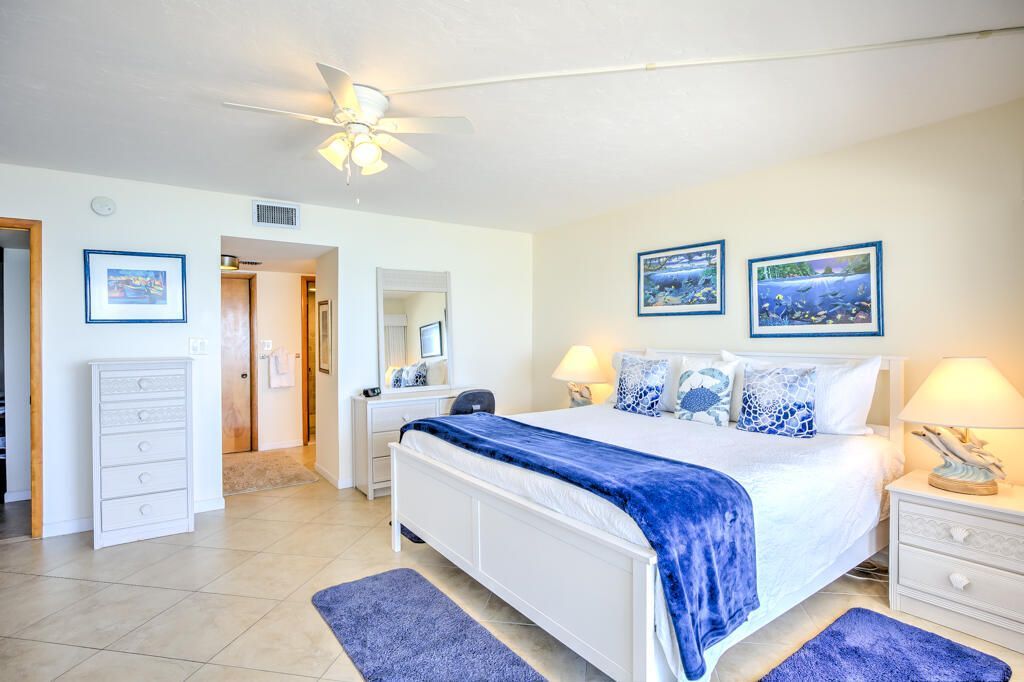 1133 W Ocean Drive, Unit 13, Key Colony, FL 33051 Photo