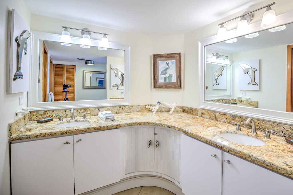 1133 W Ocean Drive, Unit 13, Key Colony, FL 33051 Photo