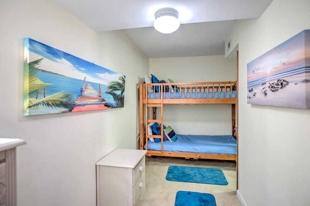 1133 W Ocean Drive, Unit 13, Key Colony, FL 33051 Photo