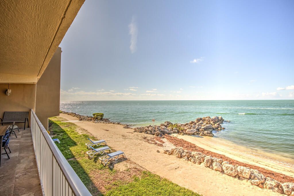 1133 W Ocean Drive, Unit 13, Key Colony, FL 33051 Photo