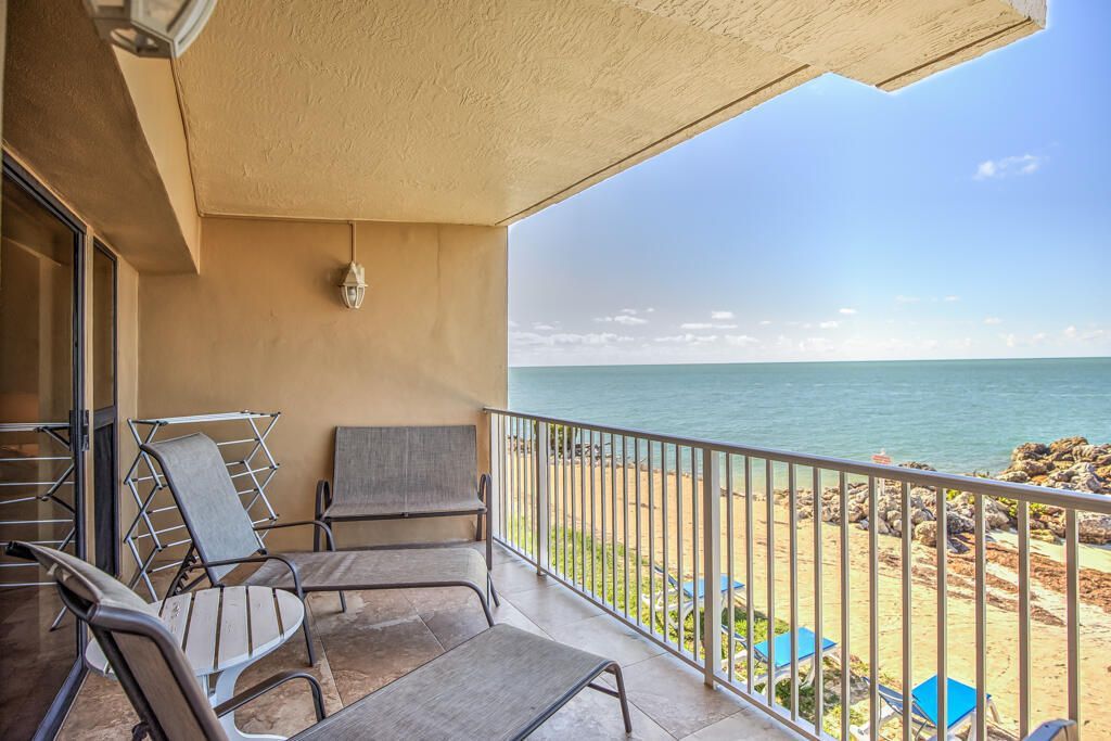 1133 W Ocean Drive, Unit 13, Key Colony, FL 33051 Photo