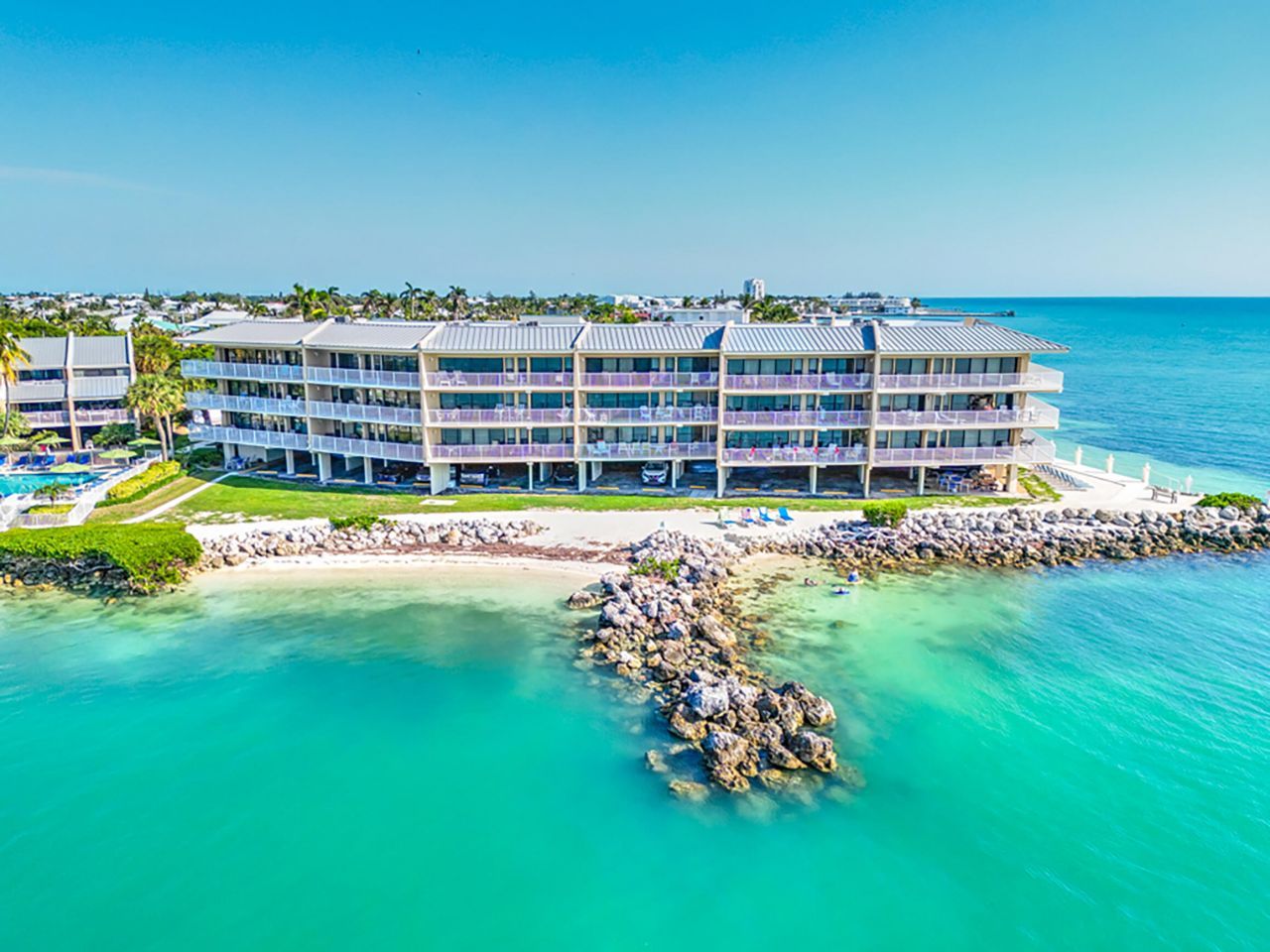 1133 W Ocean Drive, Unit 13, Key Colony, FL 33051 Photo