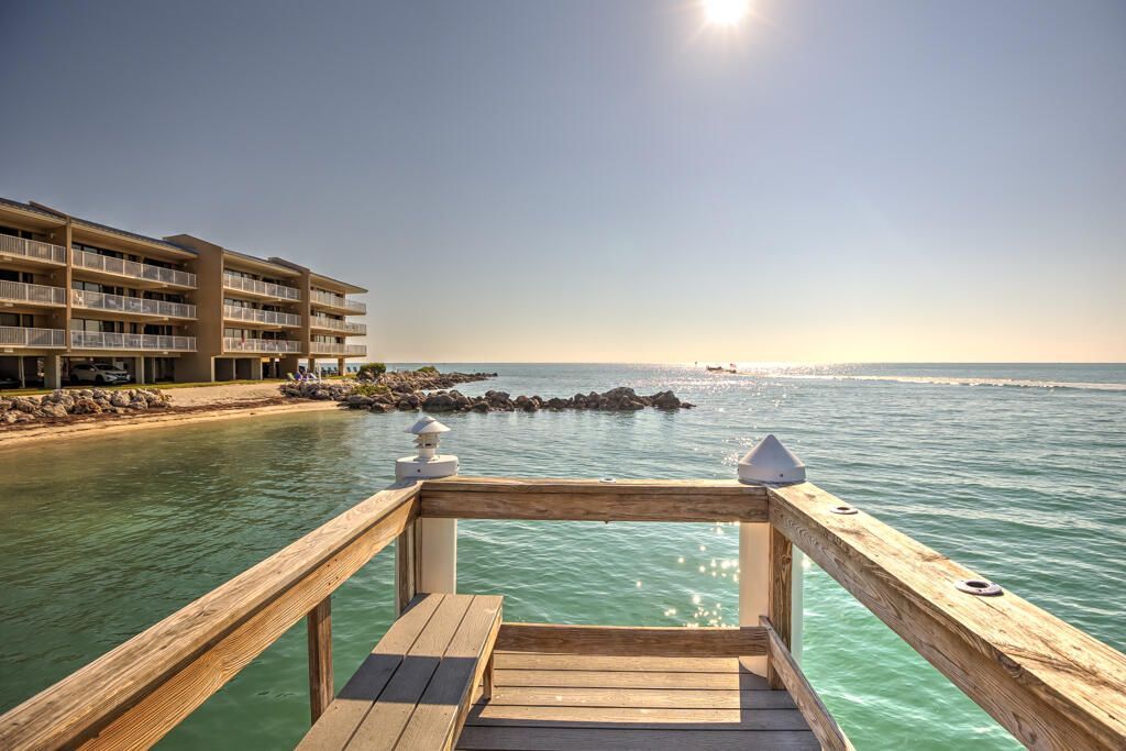 1133 W Ocean Drive, Unit 13, Key Colony, FL 33051 Photo