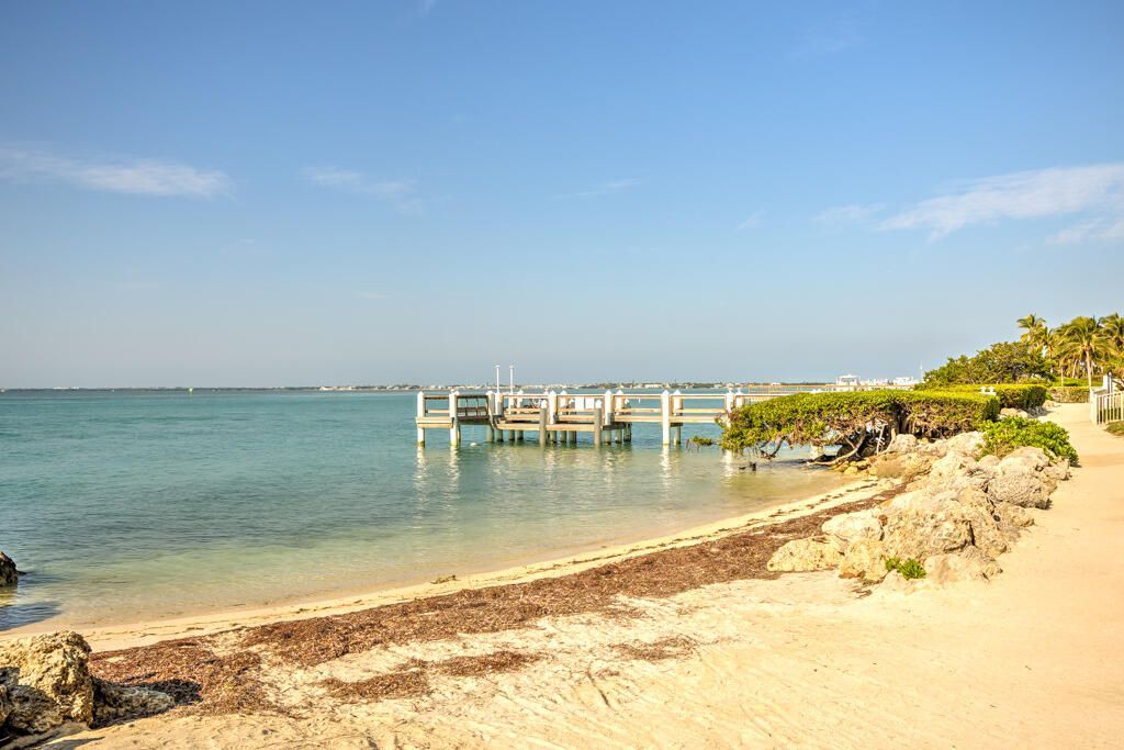 1133 W Ocean Drive, Unit 13, Key Colony, FL 33051 Photo