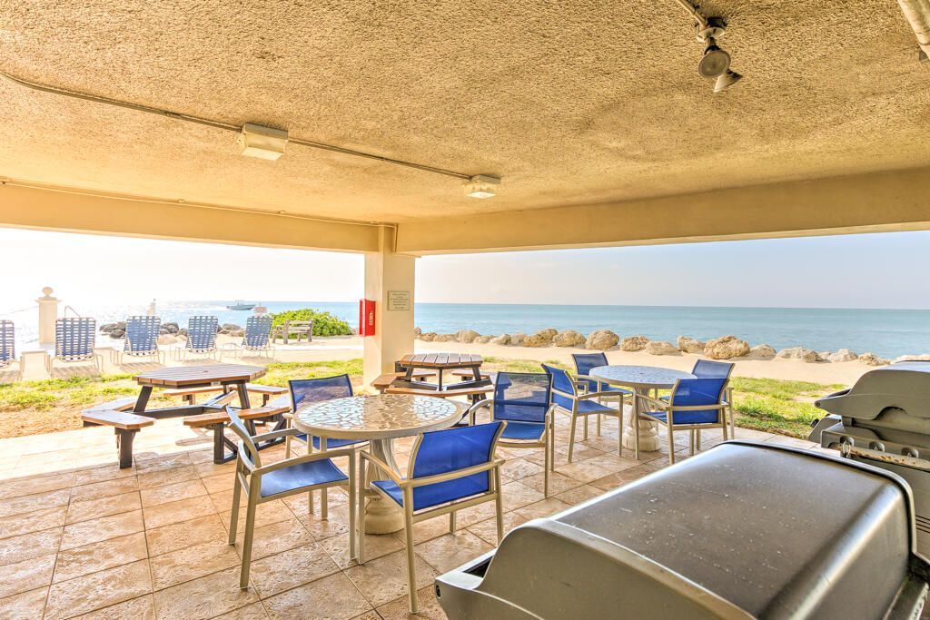 1133 W Ocean Drive, Unit 13, Key Colony, FL 33051 Photo